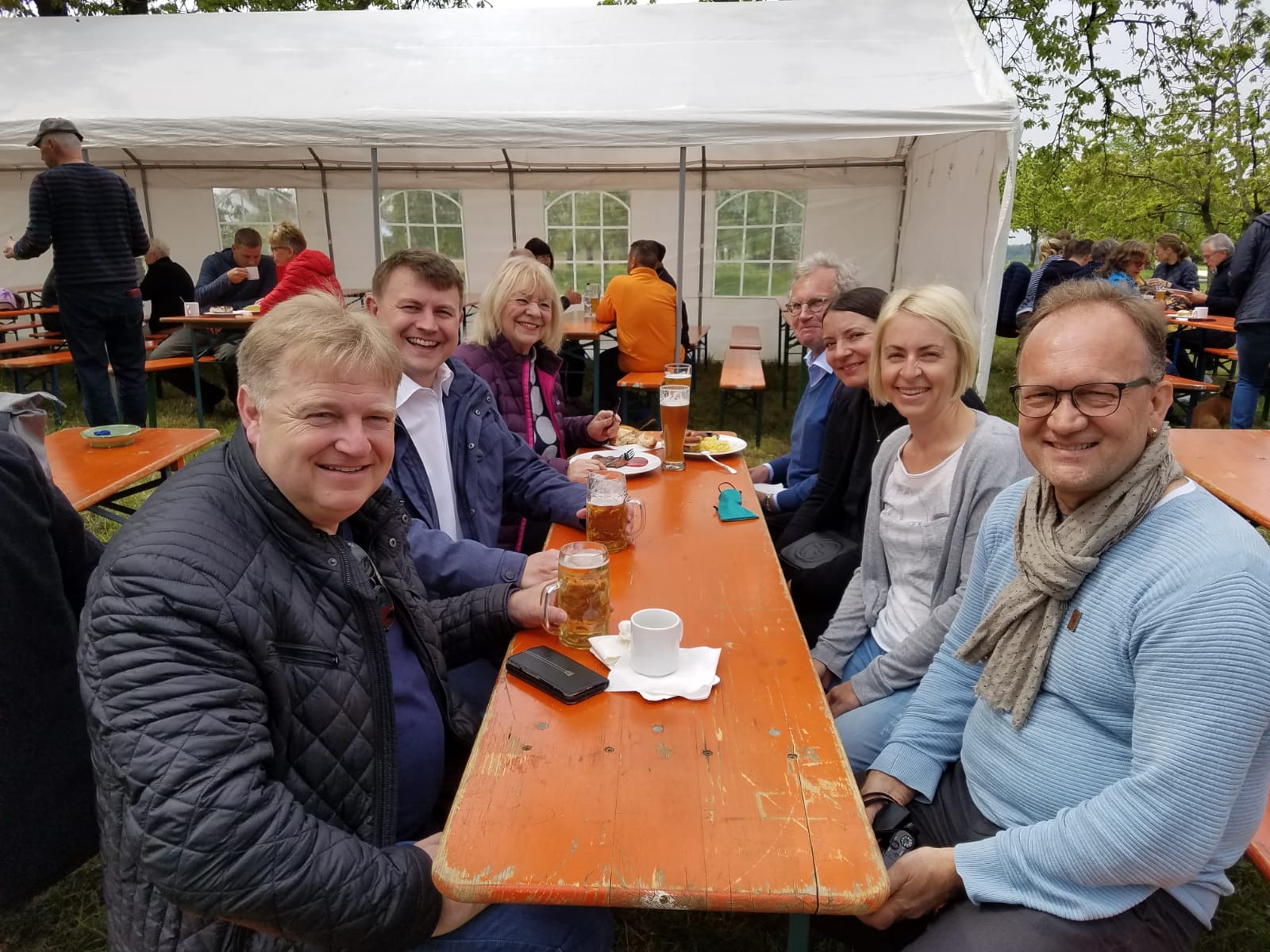 Freie Wähler veranstalten Kirschgartenfest in Kalchreuth